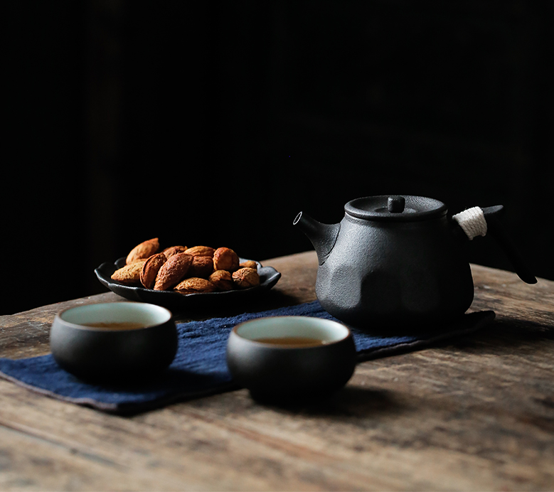 Service à thé en céramique noire – Théière 170 ml et 2 tasses