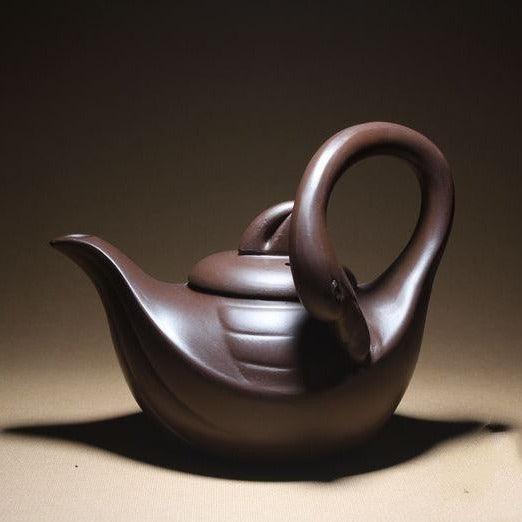 Théière artisanale en argile violette – Forme cygne, 160 ml