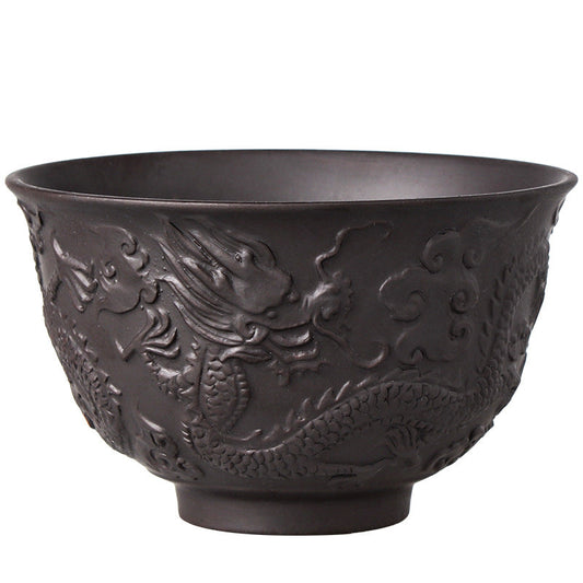 Tasse à thé artisanale en argile violette – Motif dragon en relief, 230 ml