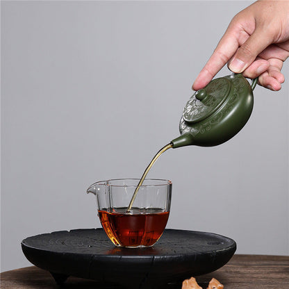Théière artisanale en argile verte – Forme goutte d’eau, 170 ml