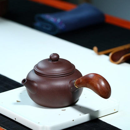 Théière artisanale en argile violette – 200 ml, avec coffret cadeau